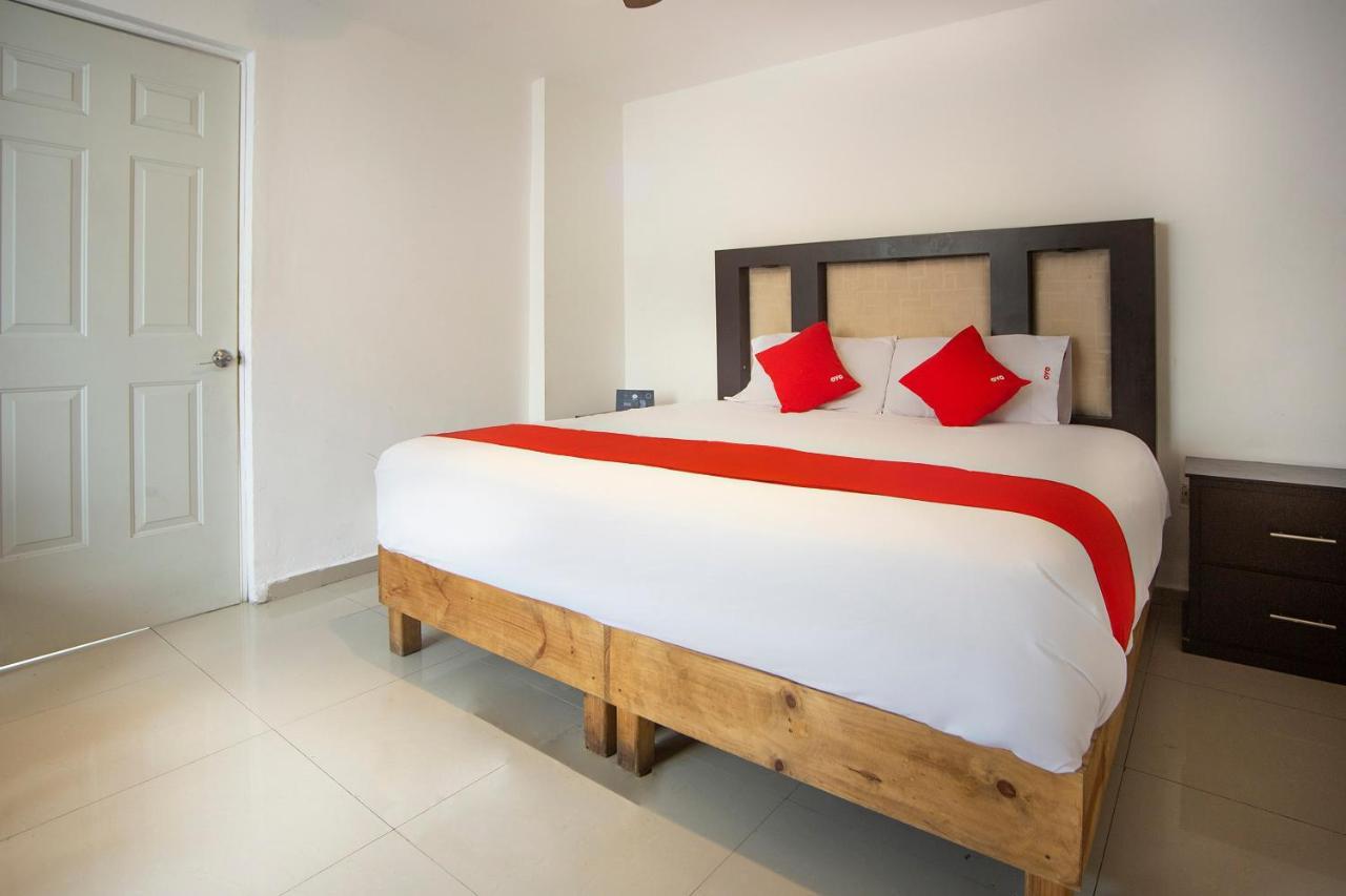 Hotel Mahu Monterrey Bagian luar foto