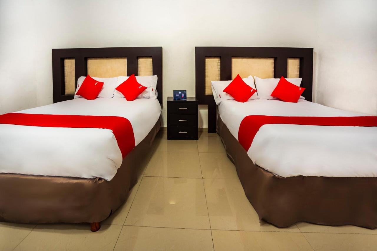 Hotel Mahu Monterrey Bagian luar foto